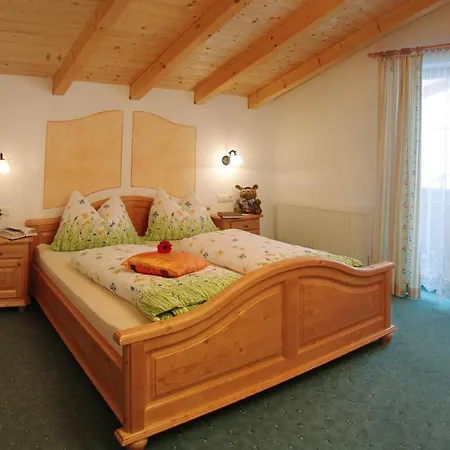 Haus Daheim 公寓 *